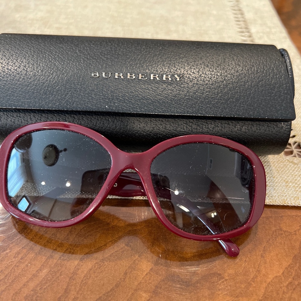 Burberry sunglasses